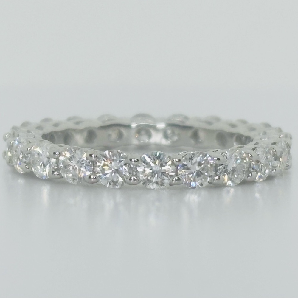 3.2ct MOISSANITE ETERNITY RING SIZE 7